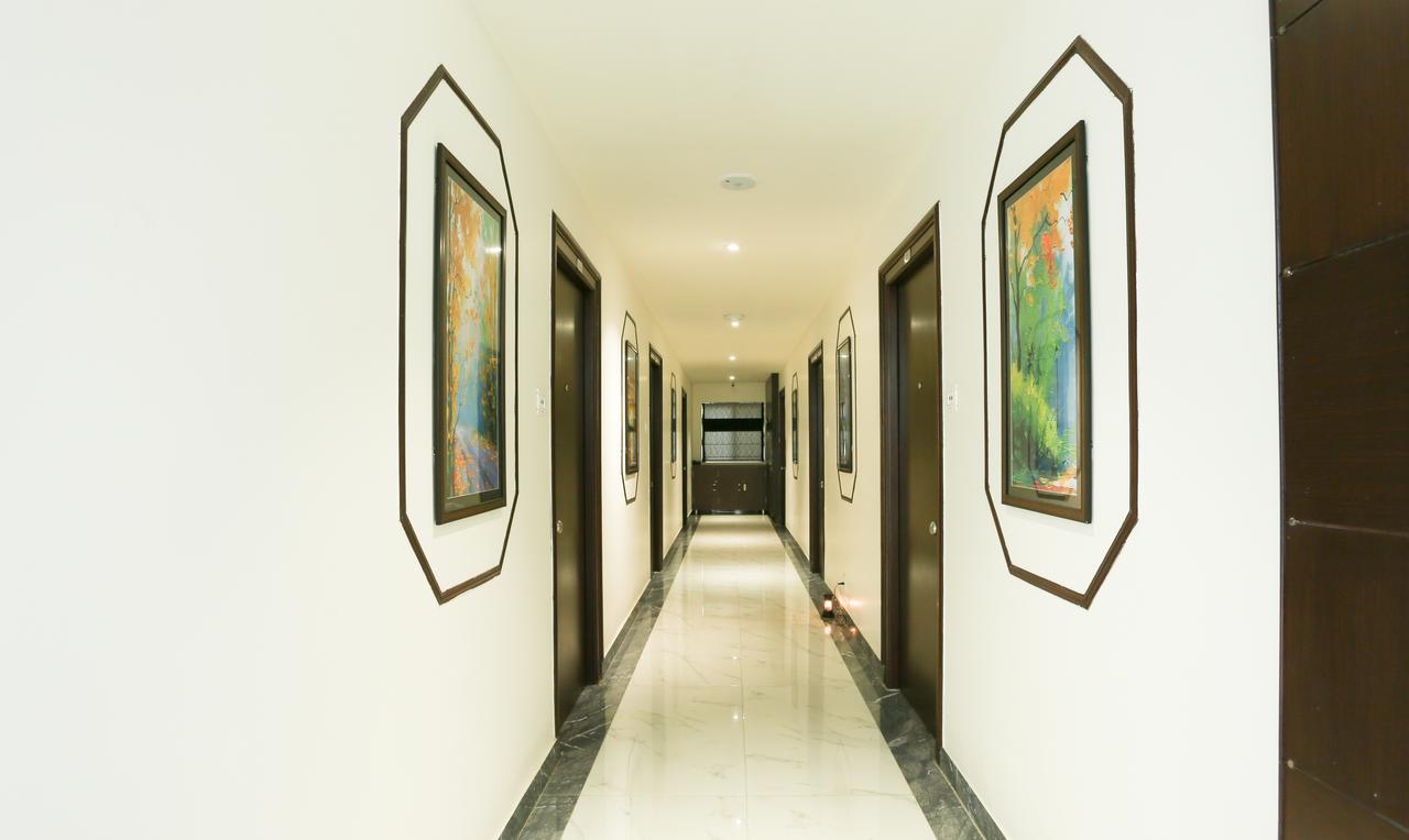 Hotel Treebo C Plaza Vijayawāda Exteriér fotografie