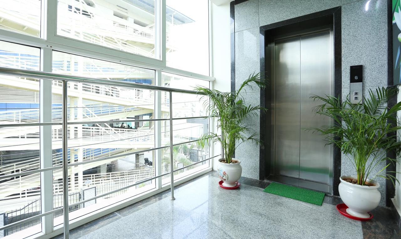 Hotel Treebo C Plaza Vijayawāda Exteriér fotografie
